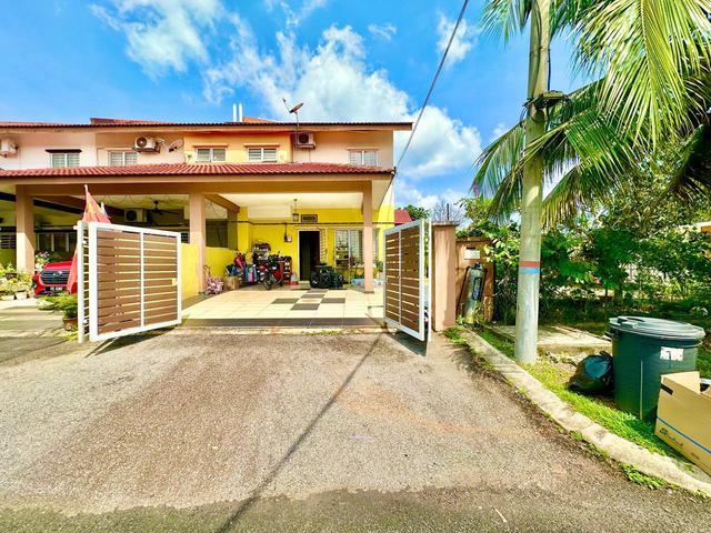 Terraced House for sale in Tanjong Sepat, Selangor