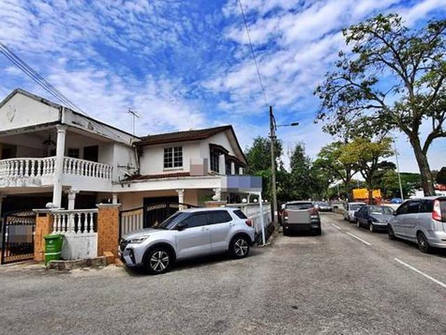 Terraced House for sale in Country Heights Damansara, Kuala Lumpur