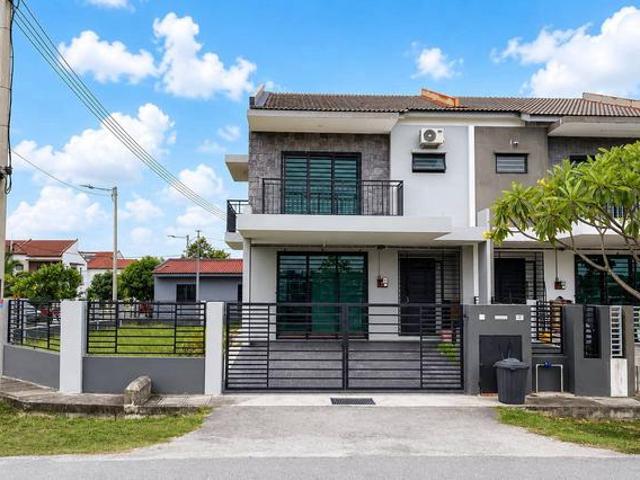 Terraced House for sale in Tanjong Sepat, Selangor