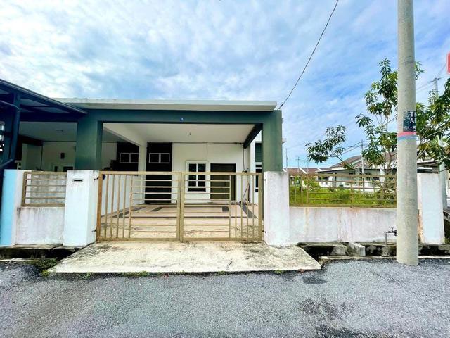Residential House for sale in Kuala Kedah, Kedah