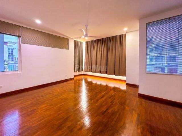 Room for rent in Tanjong Sepat, Selangor