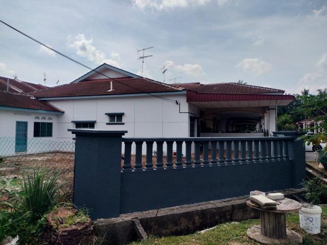Terraced House for sale in Batu Pahat, Johor