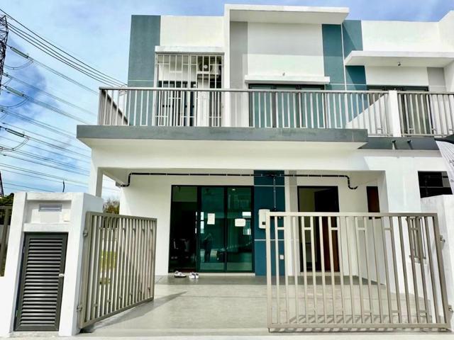 Terraced House for sale in Tanjong Sepat, Selangor