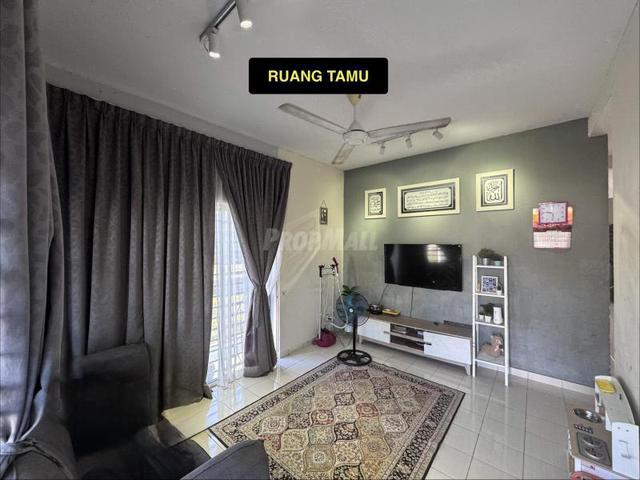 Terraced House for sale in Tampin