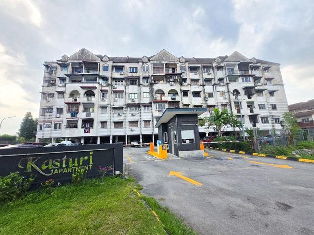 Apartment for sale in Country Heights Damansara, Kuala Lumpur