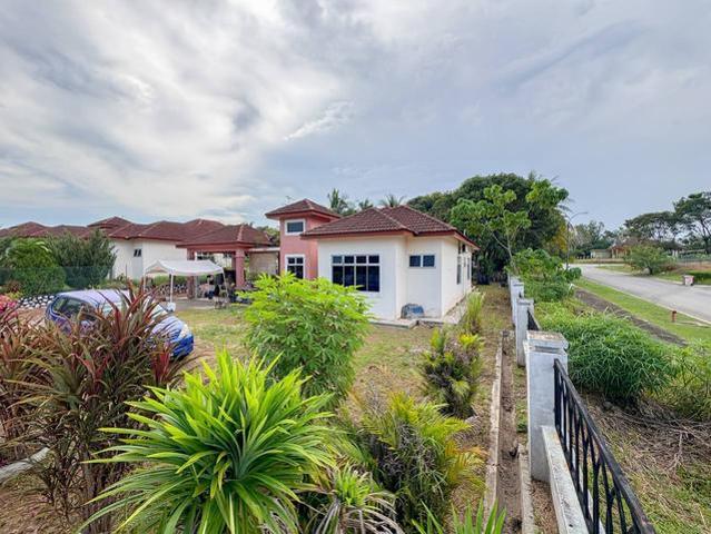 Bungalow for sale in Bandar Sri Sendayan, Seremban