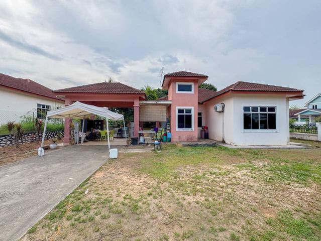 Bungalow for sale in Bandar Sri Sendayan, Seremban