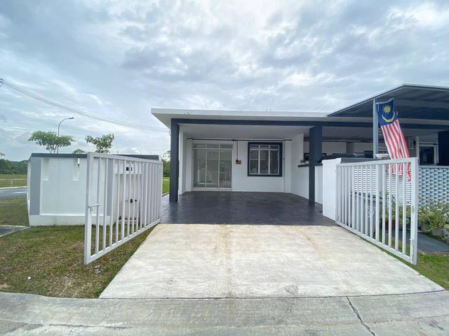 Terraced House for sale in Sendayan Village, Negeri Sembilan