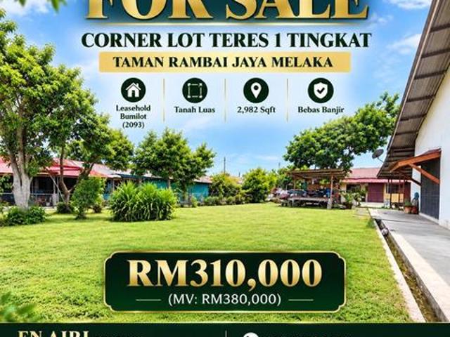 Residential House for sale in Malaka