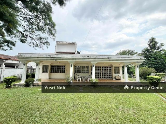 Bungalow for sale in Petaling, Damansara Damai