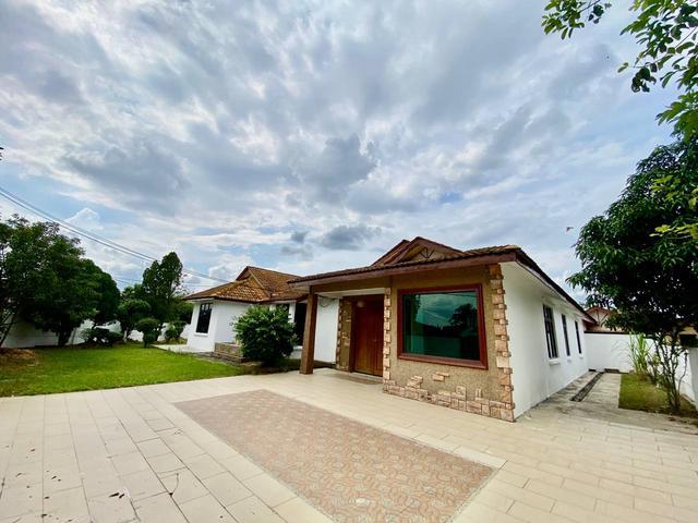 Bungalow for sale in Kajang, Langat