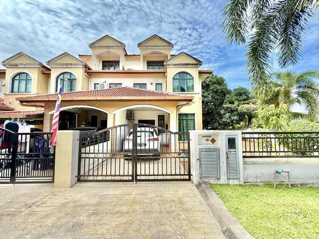 Terraced House for sale in Tanjong Sepat, Selangor