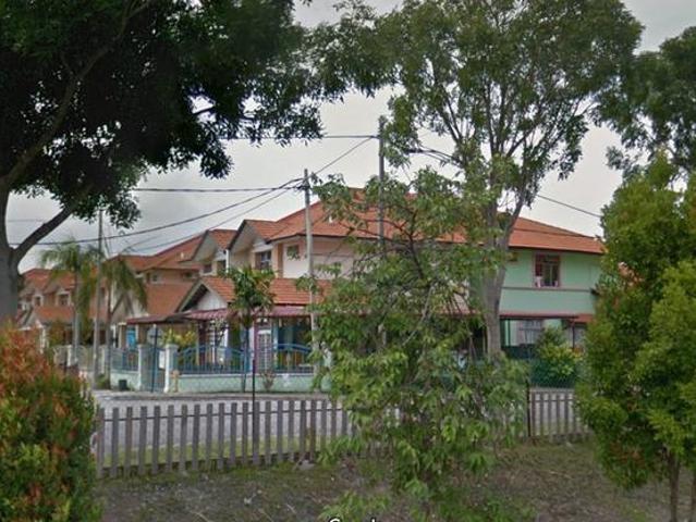 House for sale in Malaka