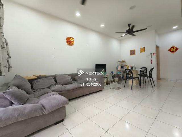 Residential House for sale in Long Miri