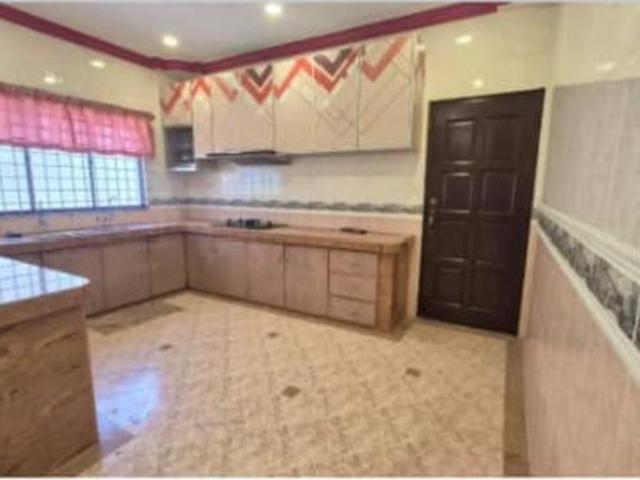 Terraced House for rent in Malaka