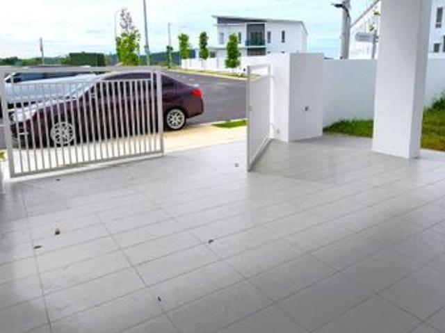 House for sale in Sendayan Village, Negeri Sembilan