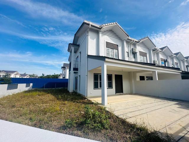 Terraced House for sale in Tanjong Sepat, Selangor