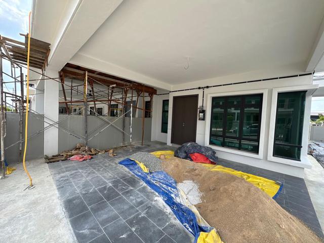 Terraced House for sale in Malaka