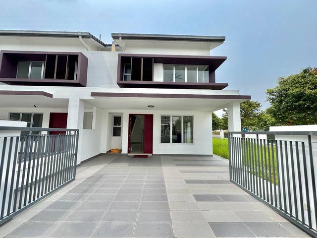 Terraced House for sale in Alam Impian, Selangor