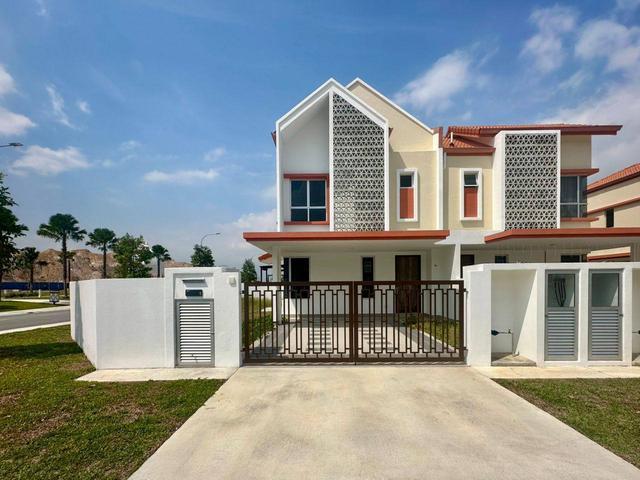 Residential House for sale in Kajang, Langat