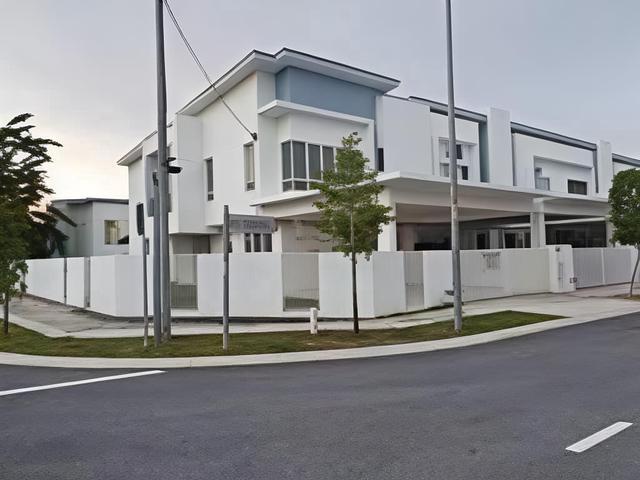 Terraced House for sale in Sendayan Village, Negeri Sembilan