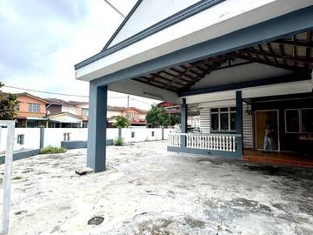 Terraced House for sale in Country Heights Damansara, Kuala Lumpur