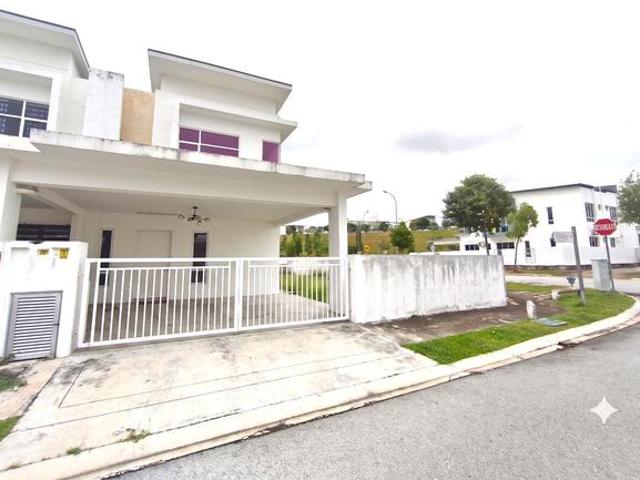 Terraced House for sale in Sendayan Village, Negeri Sembilan