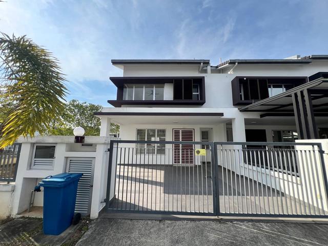 Terraced House for sale in Alam Impian, Selangor
