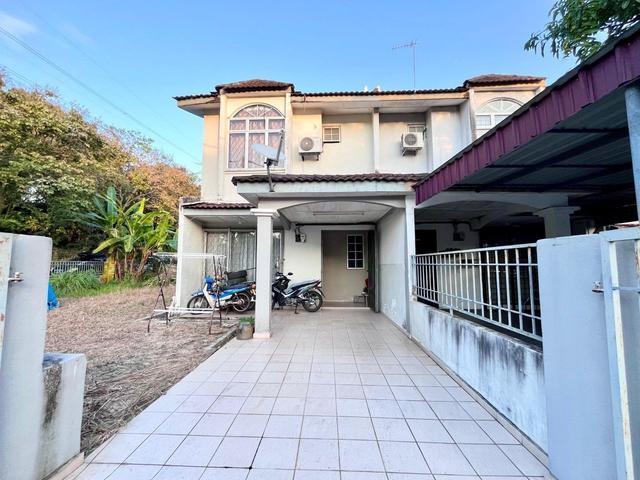Terraced House for sale in Tanjong Sepat, Selangor