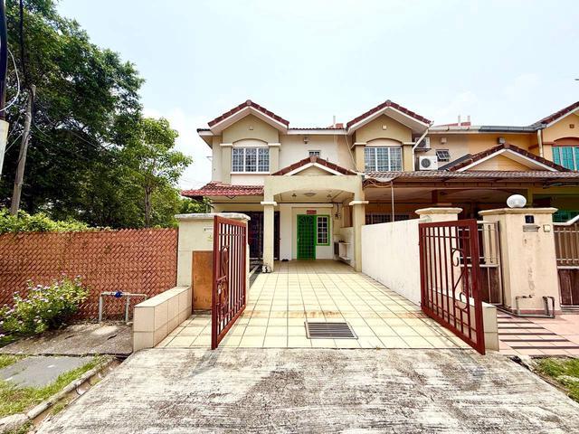 Terraced House for sale in Petaling, Subang Jaya