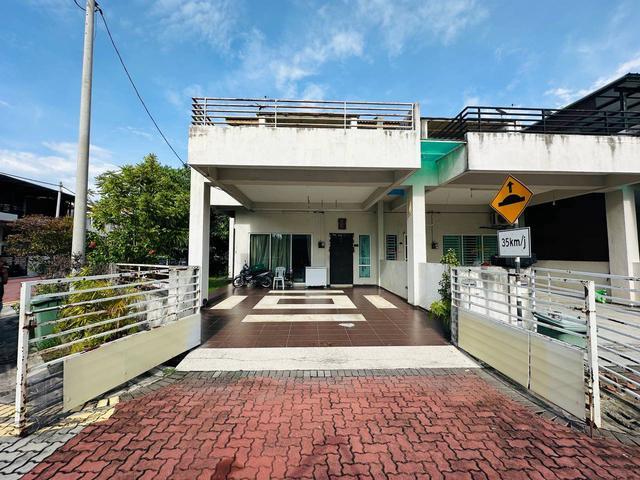 Terraced House for sale in Wellesley, Penang