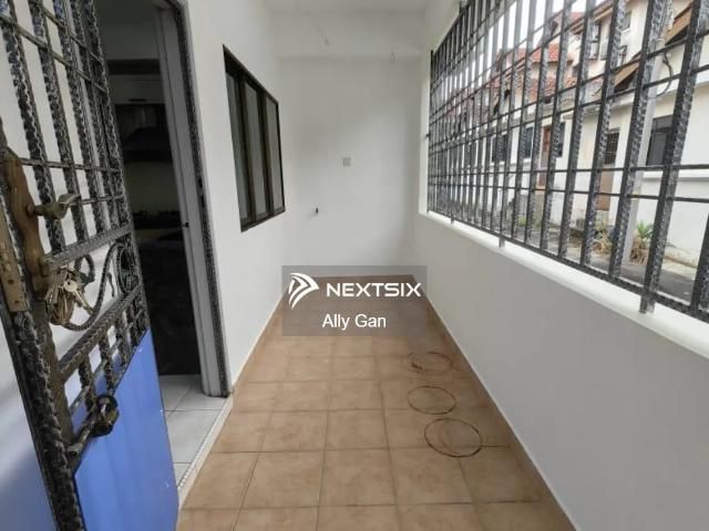 Shop for rent in Johor