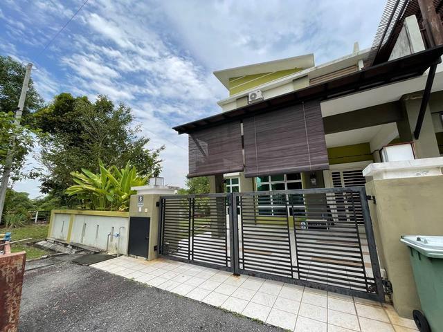 Terraced House for sale in Tanjong Sepat, Selangor