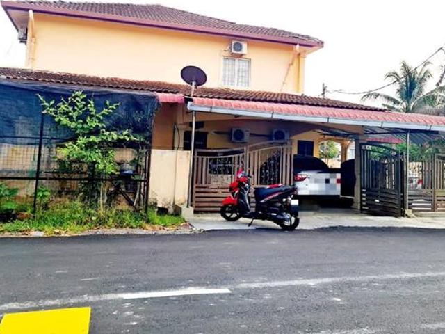 Terraced House for sale in Kuala Selangor, Selangor