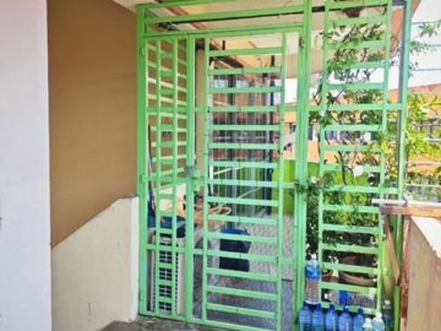 Flat for sale in Wellesley, Penang
