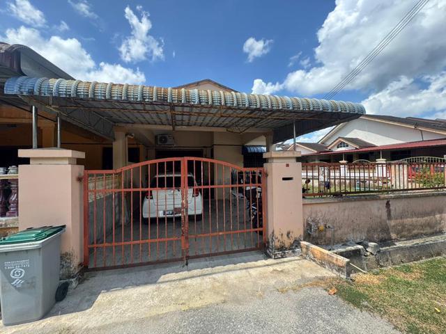 Terraced House for sale in Batu Pahat, Johor