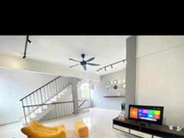 Townhouse for sale in Wellesley, Penang