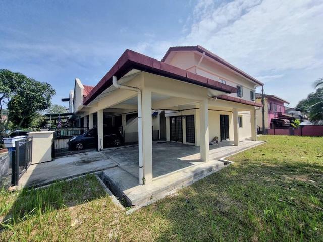 Townhouse for sale in Petaling, Alam Impian