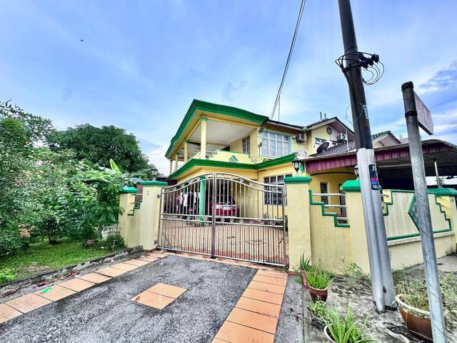 Terraced House for sale in Ulu Tiram, Johor