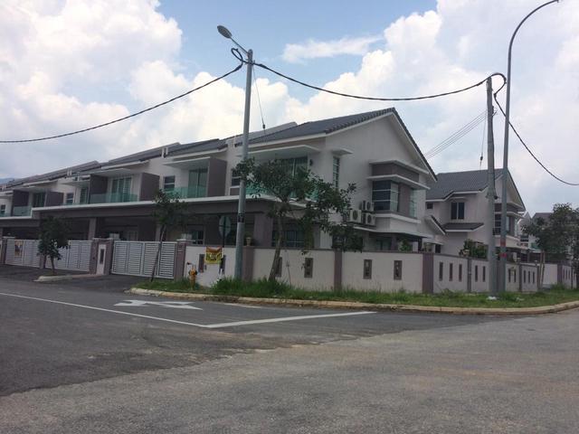 Terraced House for rent in Sendayan Village, Negeri Sembilan