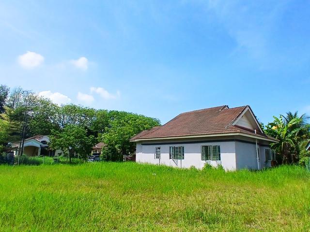 Bungalow for sale in Tanjong Sepat, Selangor