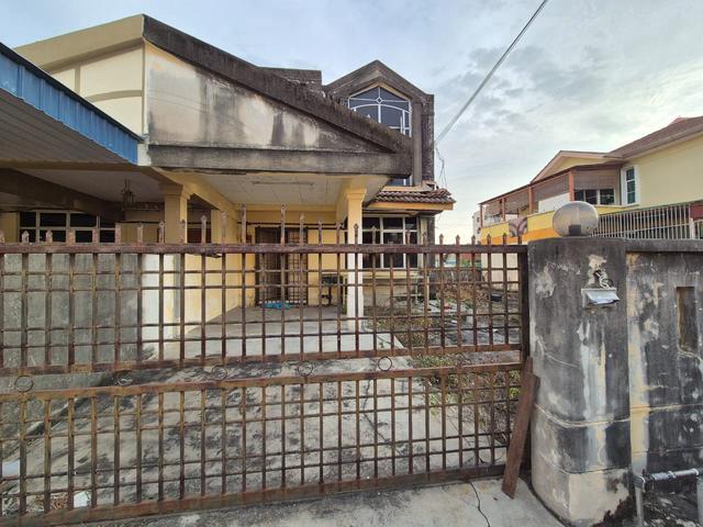 Terraced House for sale in Wellesley, Penang