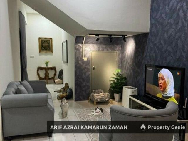Townhouse for rent in Tanjong Sepat, Selangor
