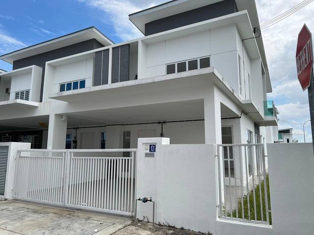 Terraced House for sale in Sendayan Village, Negeri Sembilan