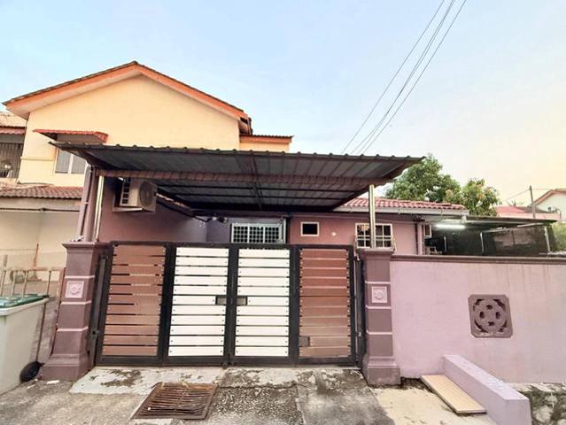 Townhouse for sale in Sendayan Village, Negeri Sembilan
