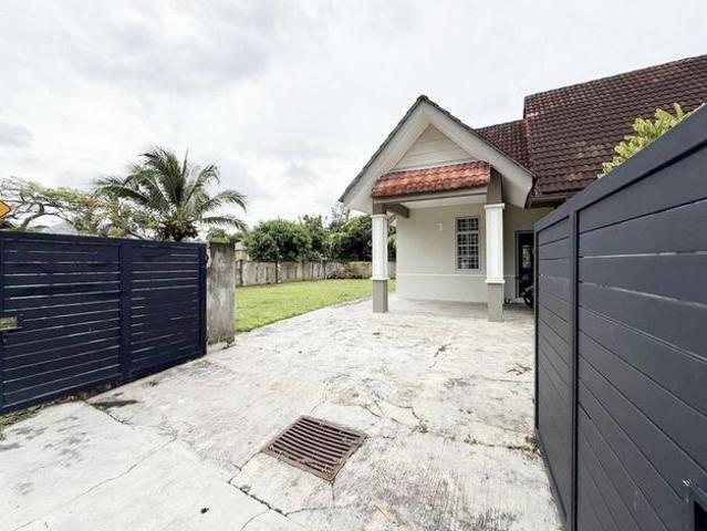 Bungalow for sale in Tanjong Sepat, Selangor
