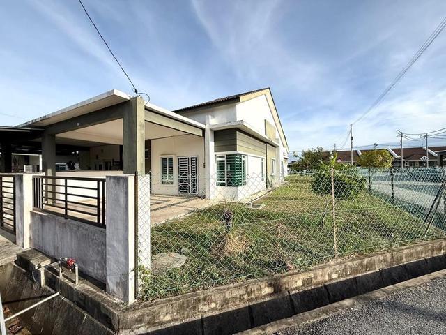 Residential House for sale in Kuala Kedah, Kedah