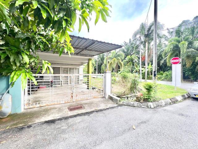 Terraced House for sale in Jenjarom, Selangor