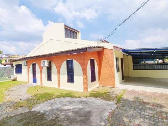 Terraced House for sale in Langat, Selangor