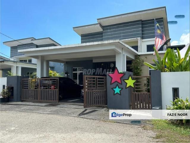 House for sale in Malaka